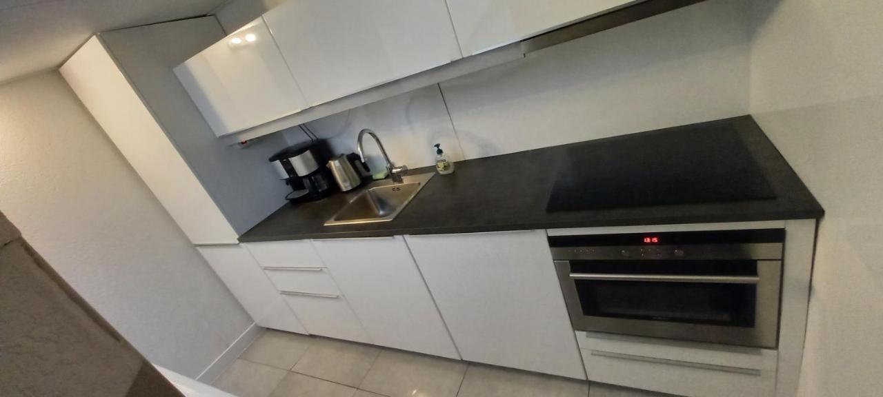 Appartement 74 Pijnboomstraat *